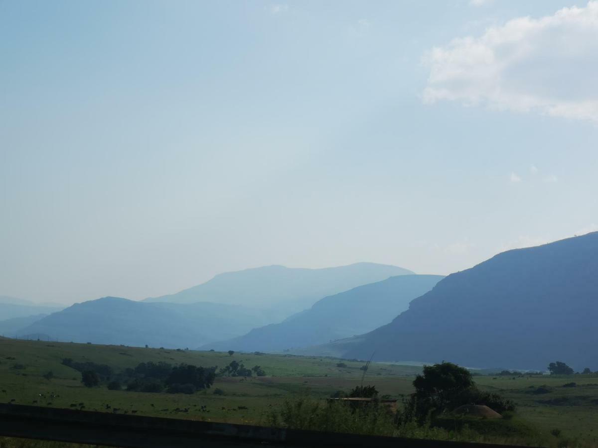 Treur River Lodge Moremela Экстерьер фото